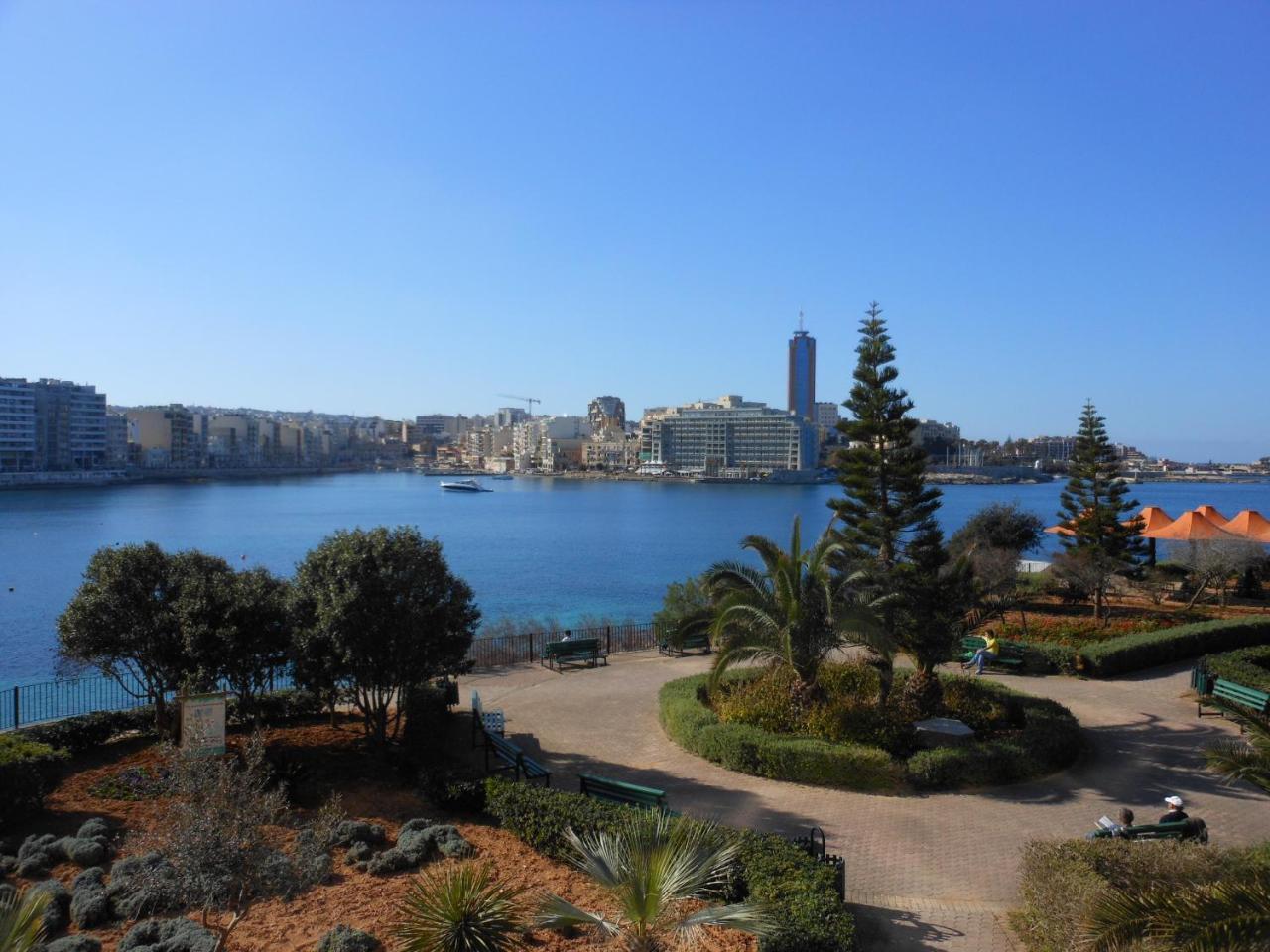 Marvellous Seafront Apartment Sliema Exterior foto
